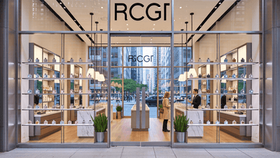 Fragrance Culture in Chicago: The Midwest's Unlikely Perfume Capital - TUOKSU